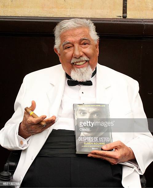 PUERTO VALLARTA, MEXICO - FEBRERO 09: Mexican actor and producer Ruben Aguirre most known for his role as Profesor Jirafales on the Mexican TV serie "El Chavo del Ocho" poses for pictures during a press conference to present his book Despues de usted on February 09, 2015 in Mexico City, Mexico. (Photo by Edgar Negrete/Clasos/LatinContent via Getty Images)